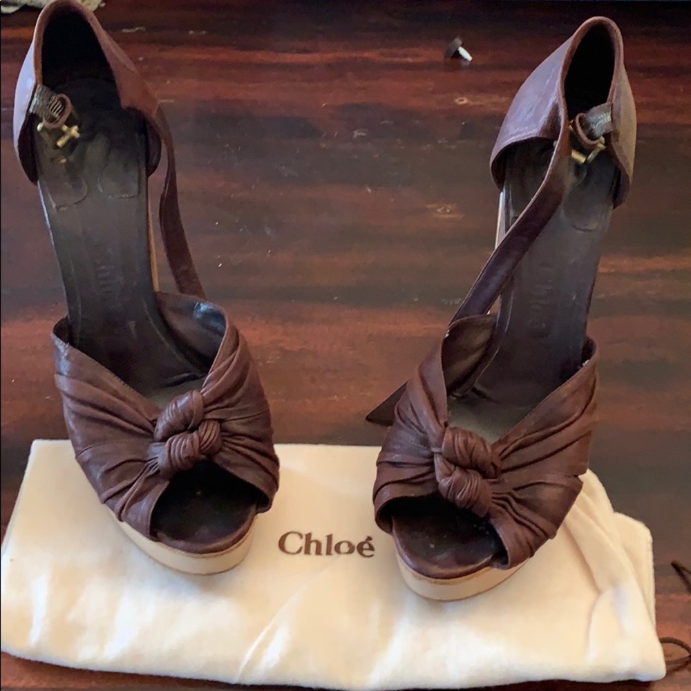 Chloe brown platform heel